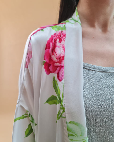 Kimono lungo in seta stampa a fiori