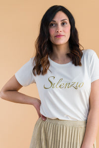 t-shirt silenzio maglia bianca con scritta oro